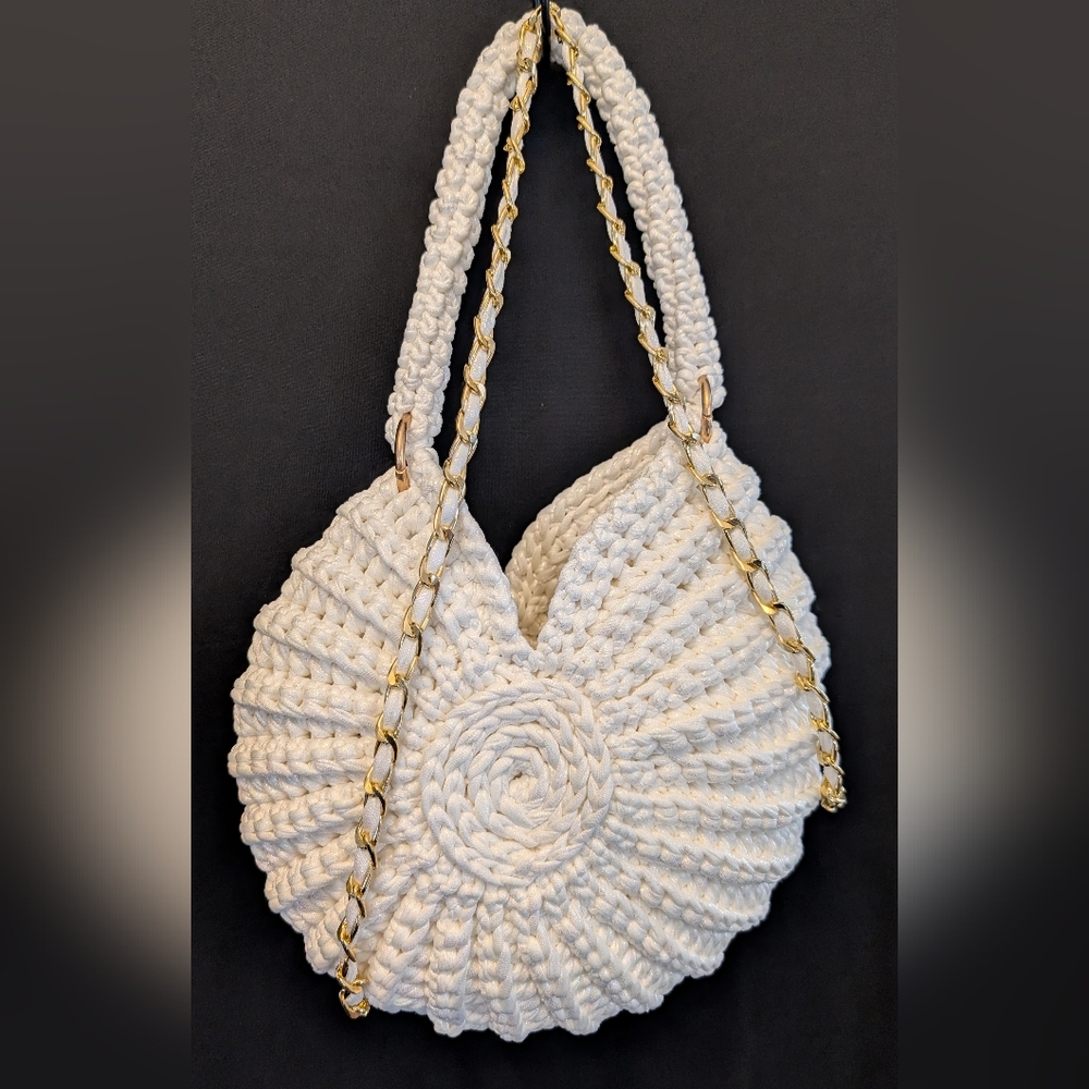 Handmade Seashell Purse - Pearlescent White